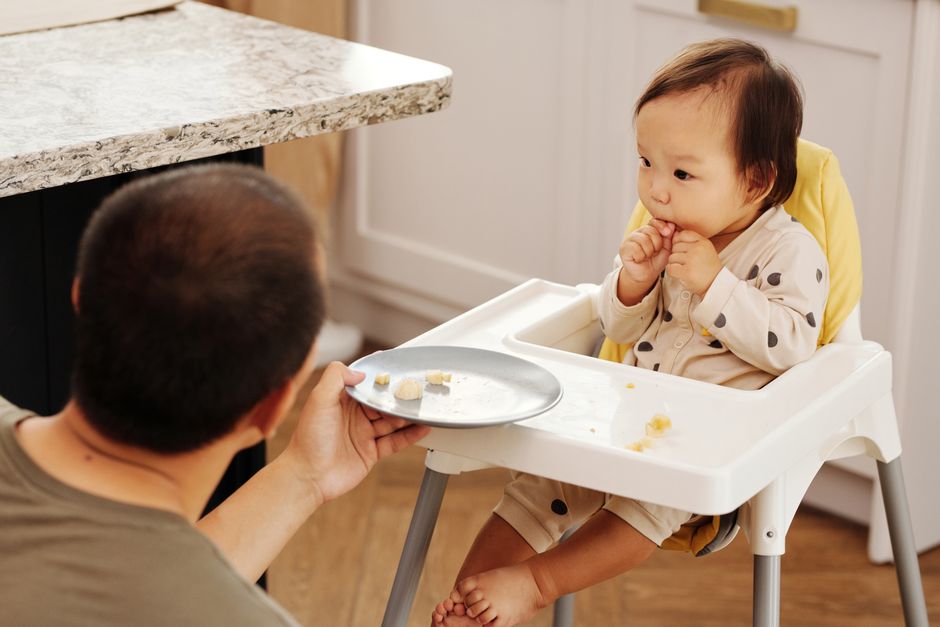 Alimentación complementaria bebé: cuándo empezar