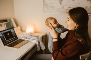 Vuelta al trabajo despues del parto: guia practica para madres argentinas